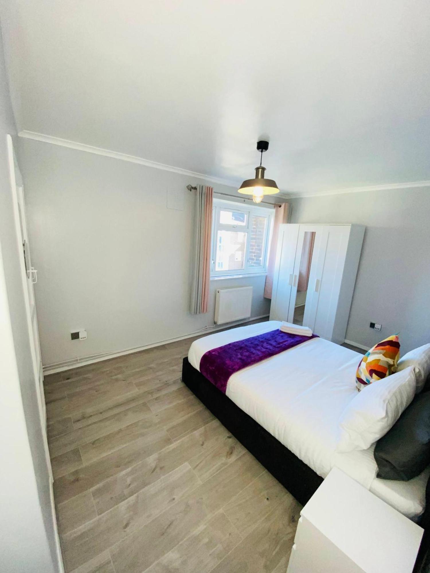 Bright, Spacious, Modern Interior Decor 2 Bedrooms Apartment With Amazing Views Лондон Экстерьер фото